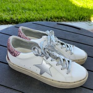 Ladies Reba ShuShop Silver Star Pink Glitter Sneakers Size 8.5